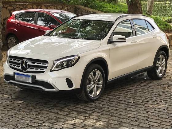 MERCEDES-BENZ GLA 200 1.6 CGI FLEX STYLE 7G-DCT